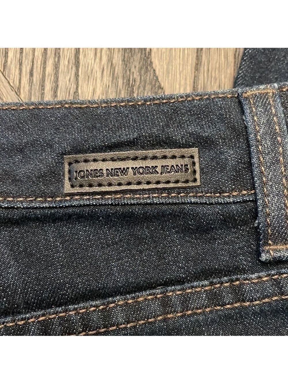 Jones New York Rivington Slim Jeans Size 4 - Picture 5 of 5